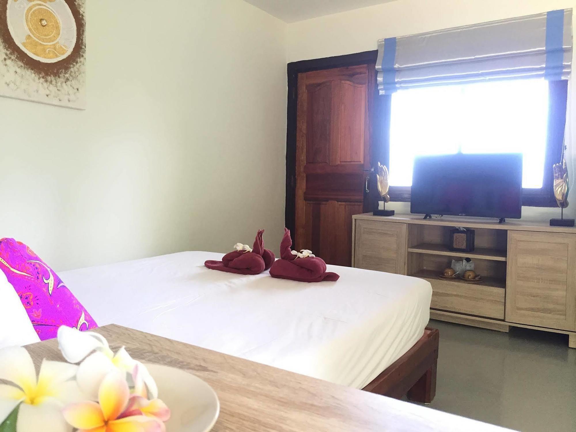 Lanta Halabala Resort Ko Lanta Kültér fotó